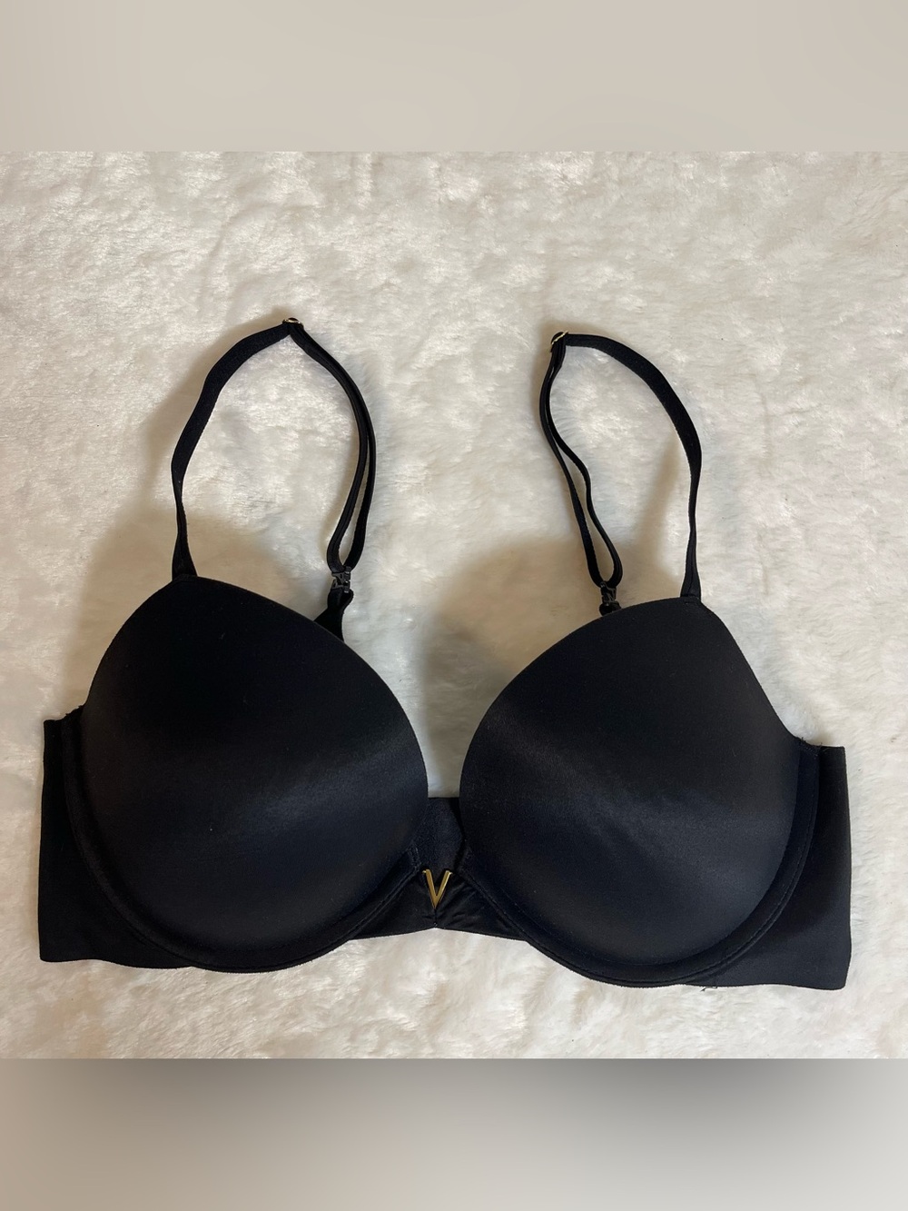Victoria’s Secret 34D Black Push Up Bra